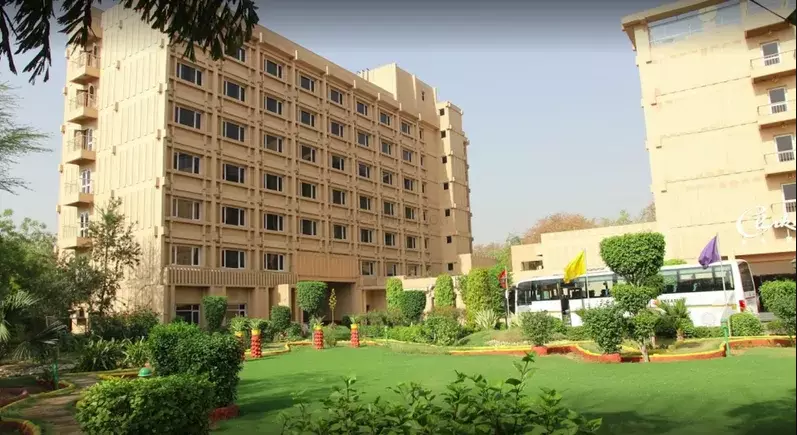 HOTEL CLARKS SHIRAZ HOTEL CLARKS SHIRAZ